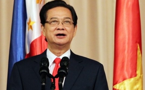 ズン首相、海上問題で米英通信の取材に応える